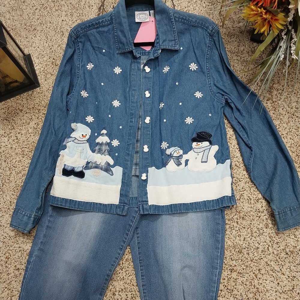 3766 Size Medium Carolina Blues SnowMan Embellished Jean Jacket with Sewnin Vest